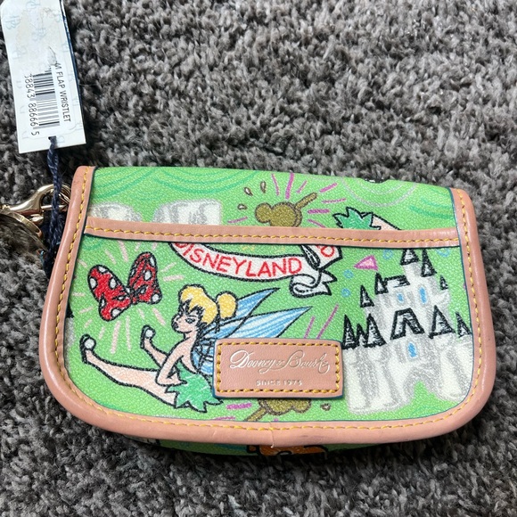 Disney Parks Dooney & Bourke Green Sketch Wristlet NWT Disney World Disneyland - Picture 3 of 8